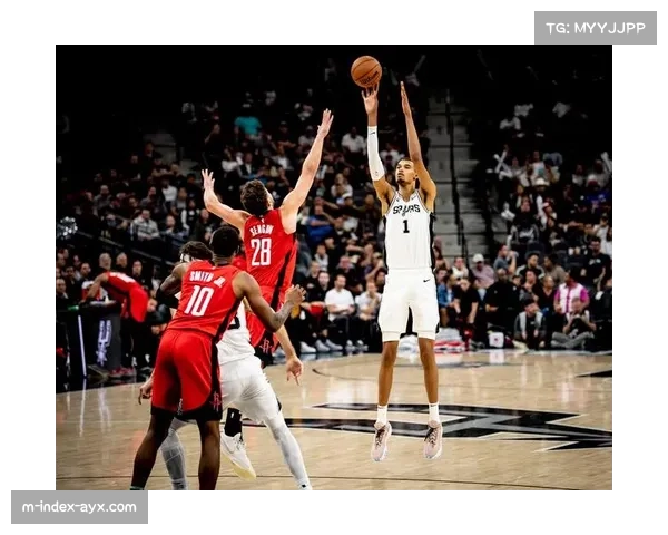 NBA赛季开局不利，独行侠首节8次失误影响比赛节奏